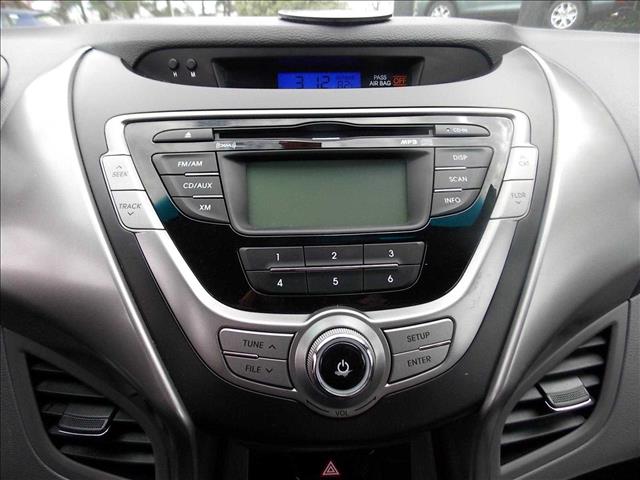 Hyundai Elantra 2013 photo 7