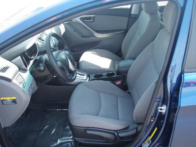 Hyundai Elantra 2013 photo 19