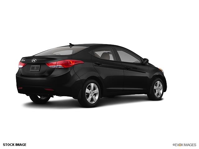 Hyundai Elantra 2013 photo 3