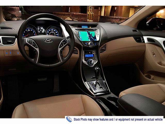 Hyundai Elantra 2013 photo 1