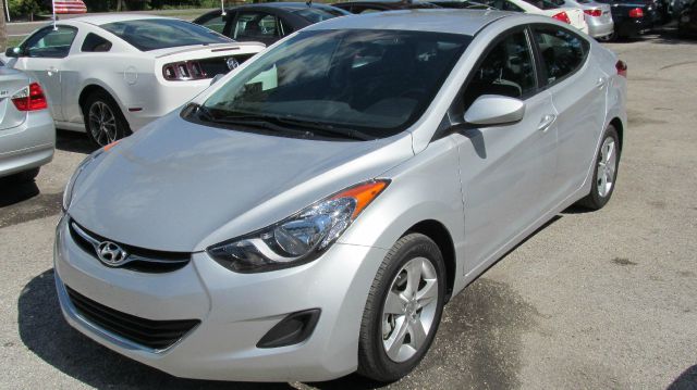 Hyundai Elantra 2013 photo 4