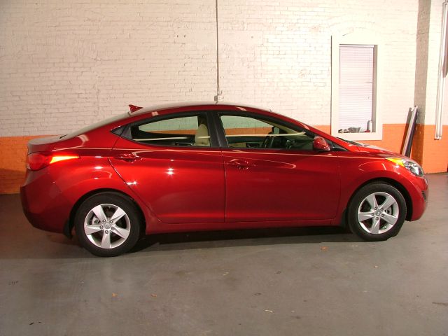 Hyundai Elantra 2013 photo 3