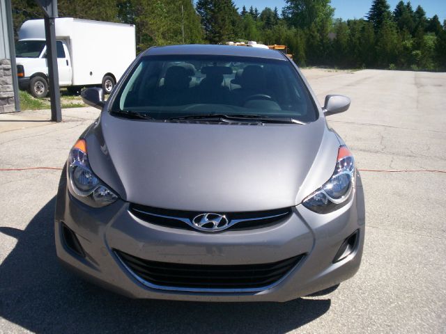 Hyundai Elantra 2013 photo 3