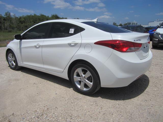 Hyundai Elantra 2013 photo 2