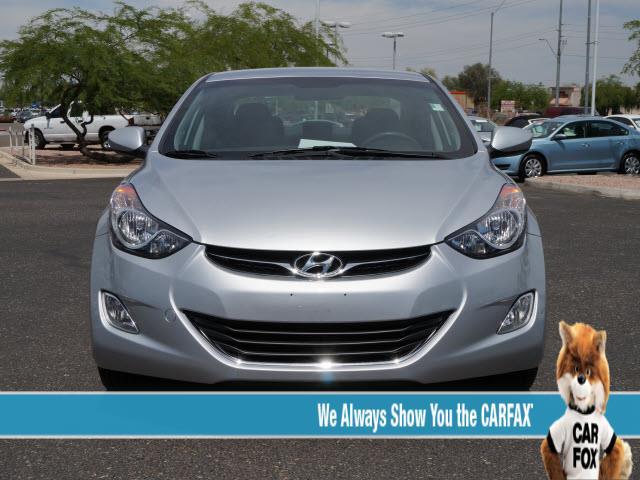 Hyundai Elantra 2013 photo 1