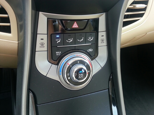 Hyundai Elantra 2013 photo 10