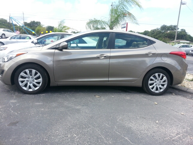 Hyundai Elantra 2013 photo 14