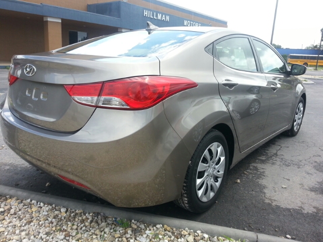 Hyundai Elantra 2013 photo 17