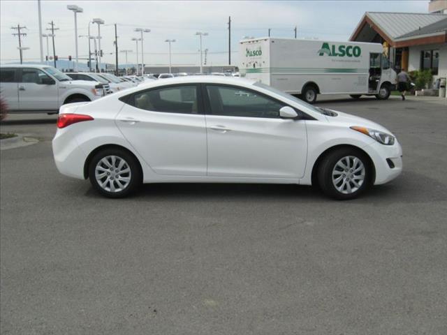 Hyundai Elantra 2013 photo 2