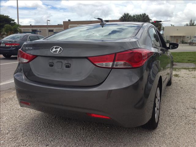 Hyundai Elantra 2013 photo 7