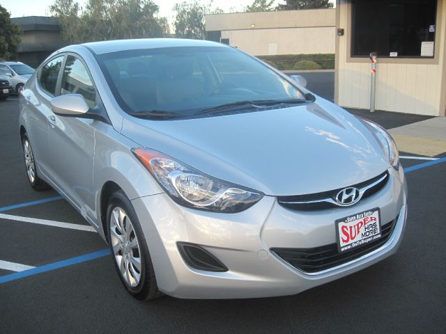 Hyundai Elantra 2013 photo 3