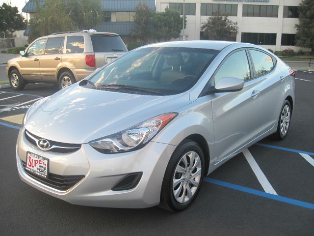 Hyundai Elantra 2013 photo 4