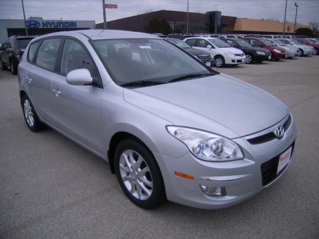 Hyundai Elantra Touring Base Wagon