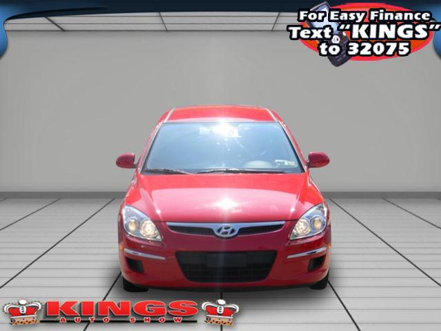 Hyundai Elantra Touring 2010 photo 1