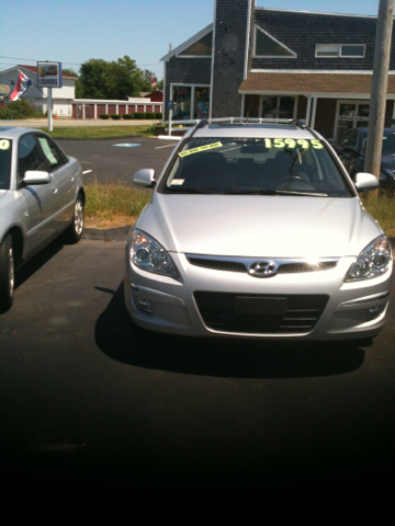 Hyundai Elantra Touring 2010 photo 2