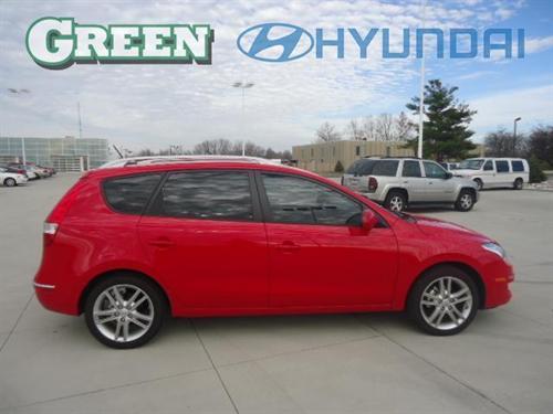 Hyundai Elantra Touring 2011 photo 1