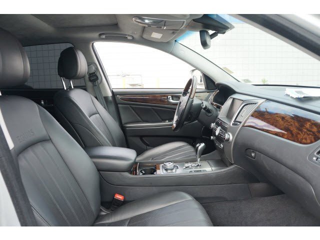 Hyundai Equus 2011 photo 1