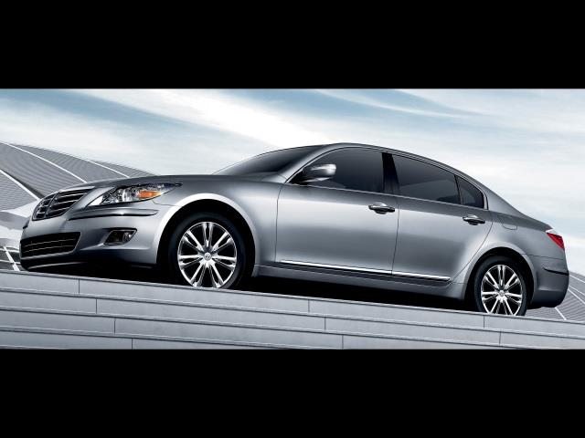 Hyundai Genesis 2010 photo 2