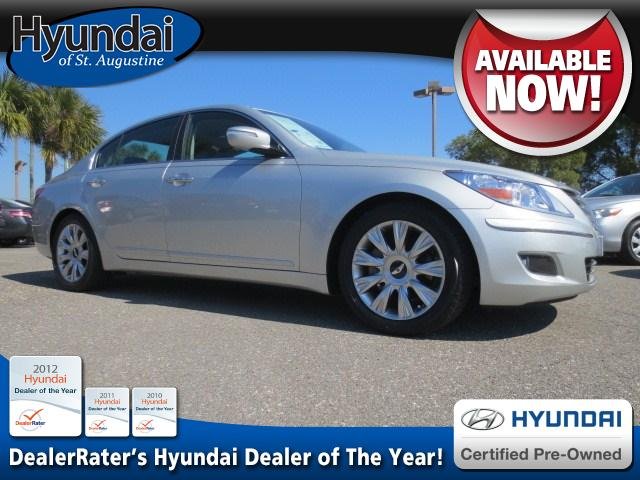 Hyundai Genesis 2010 photo 2