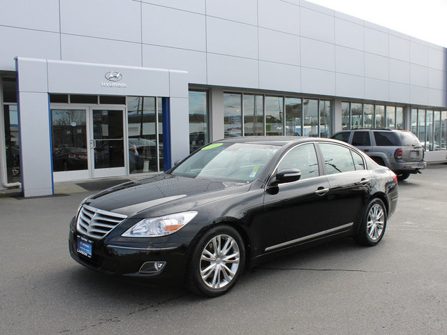 Hyundai Genesis 2010 photo 1