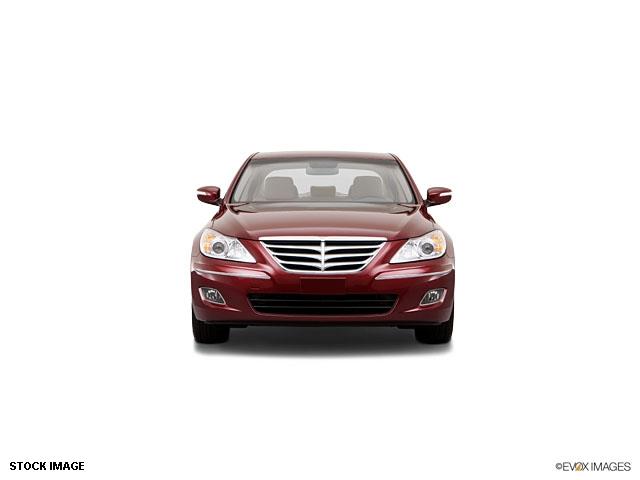 Hyundai Genesis 2011 photo 4