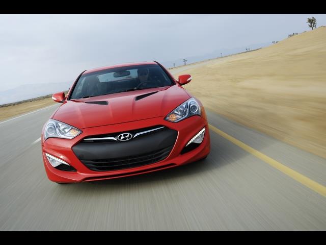 Hyundai Genesis 2013 photo 2