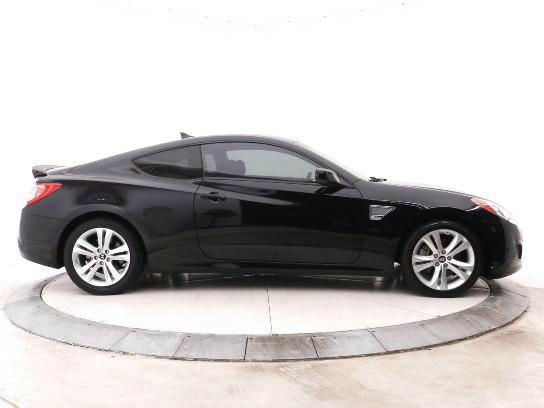 Hyundai Genesis Coupe 2010 photo 2