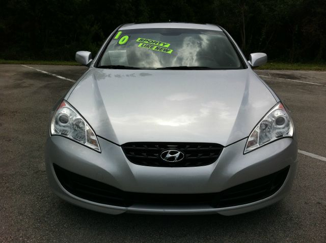 Hyundai Genesis Coupe 2010 photo 15