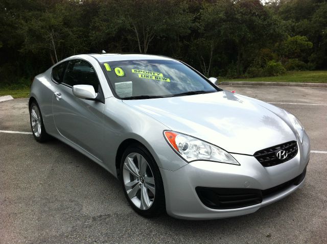 Hyundai Genesis Coupe 2010 photo 18