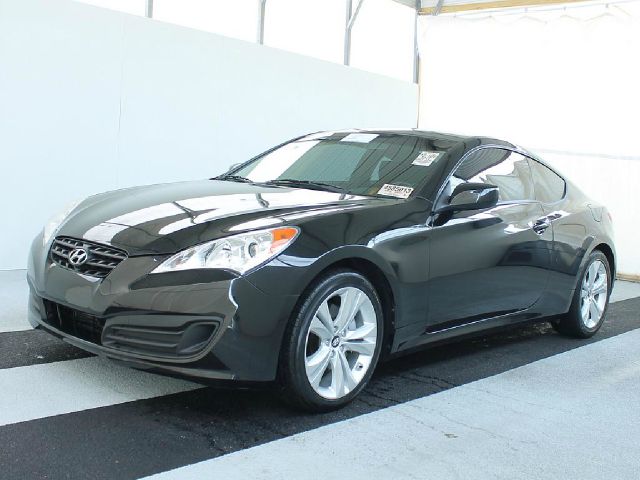 Hyundai Genesis Coupe 2010 photo 3