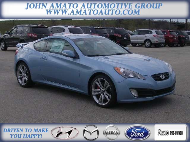 Hyundai Genesis Coupe SLT1 AWD 7 Passenger W/2ndrowbuckets DVD Htdlthr I Coupe