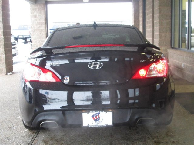 Hyundai Genesis Coupe 2011 photo 2