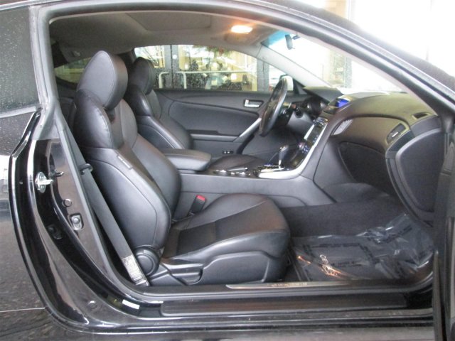 Hyundai Genesis Coupe 2011 photo 4