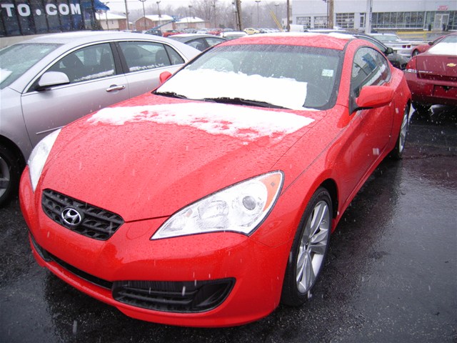 Hyundai Genesis Coupe 2011 photo 1