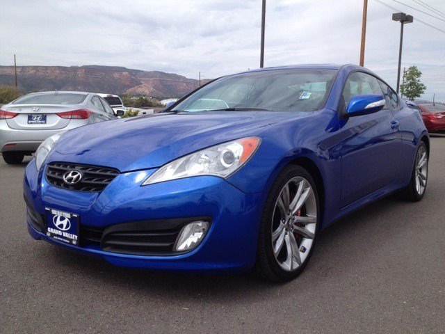 Hyundai Genesis Coupe 2011 photo 2