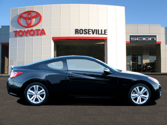 Hyundai Genesis Coupe 2011 photo 4