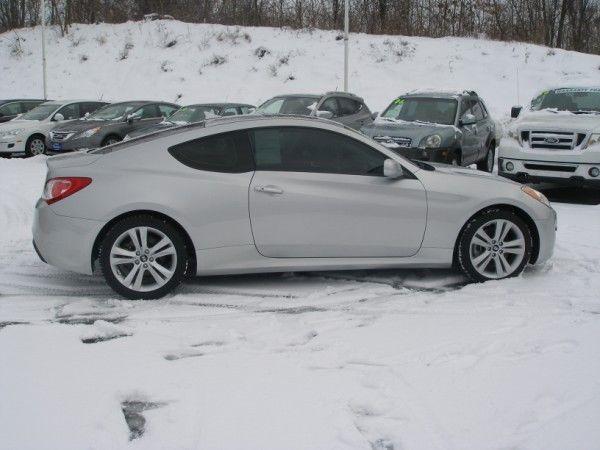 Hyundai Genesis Coupe 2011 photo 5