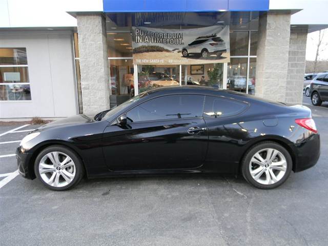 Hyundai Genesis Coupe 2011 photo 1