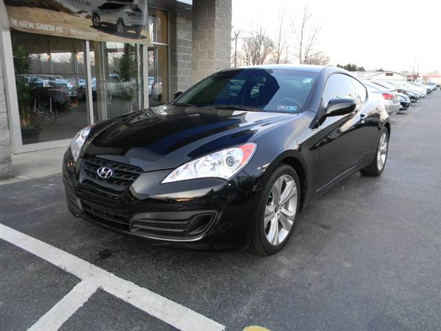 Hyundai Genesis Coupe 2011 photo 2