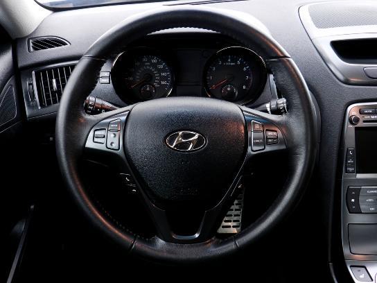 Hyundai Genesis Coupe 2011 photo 11