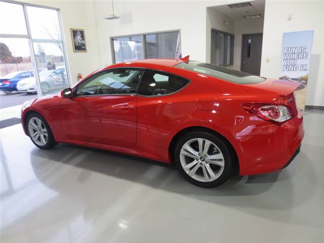 Hyundai Genesis Coupe 2011 photo 1