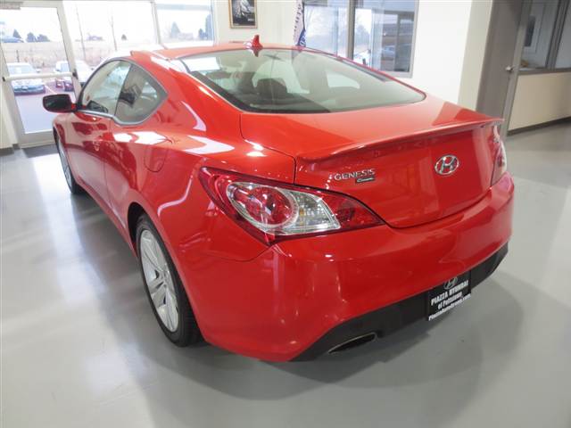 Hyundai Genesis Coupe 2011 photo 3