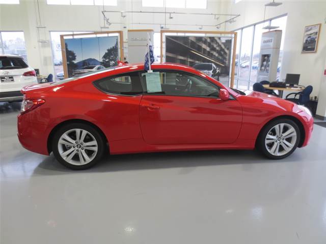 Hyundai Genesis Coupe 2011 photo 4