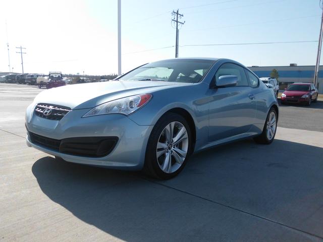 Hyundai Genesis Coupe 2011 photo 1