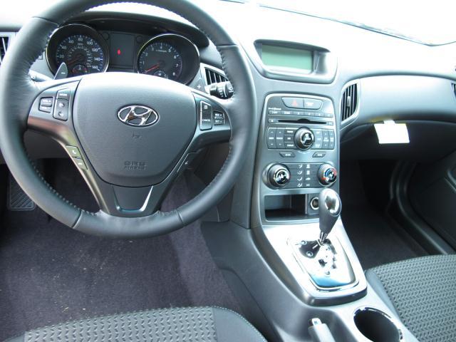 Hyundai Genesis Coupe 2012 photo 5