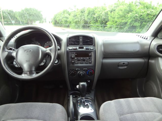 Hyundai Santa Fe 2003 photo 9