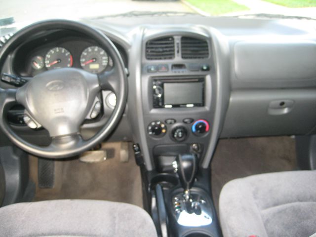 Hyundai Santa Fe 2003 photo 10