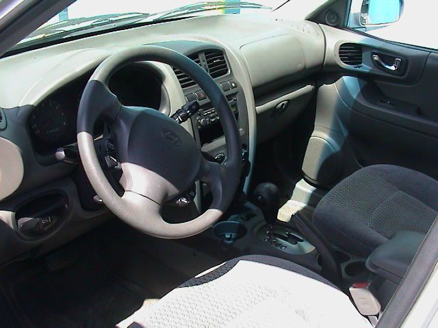 Hyundai Santa Fe 2003 photo 3