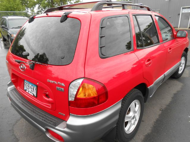 Hyundai Santa Fe 2004 photo 9