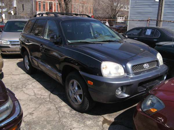 Hyundai Santa Fe 2004 photo 2